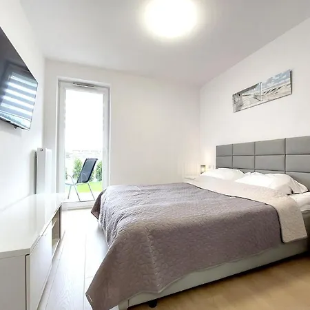 Posesja Kapitanska-apartamenty Premium Apartment Grzybowo (West Pomeranian)